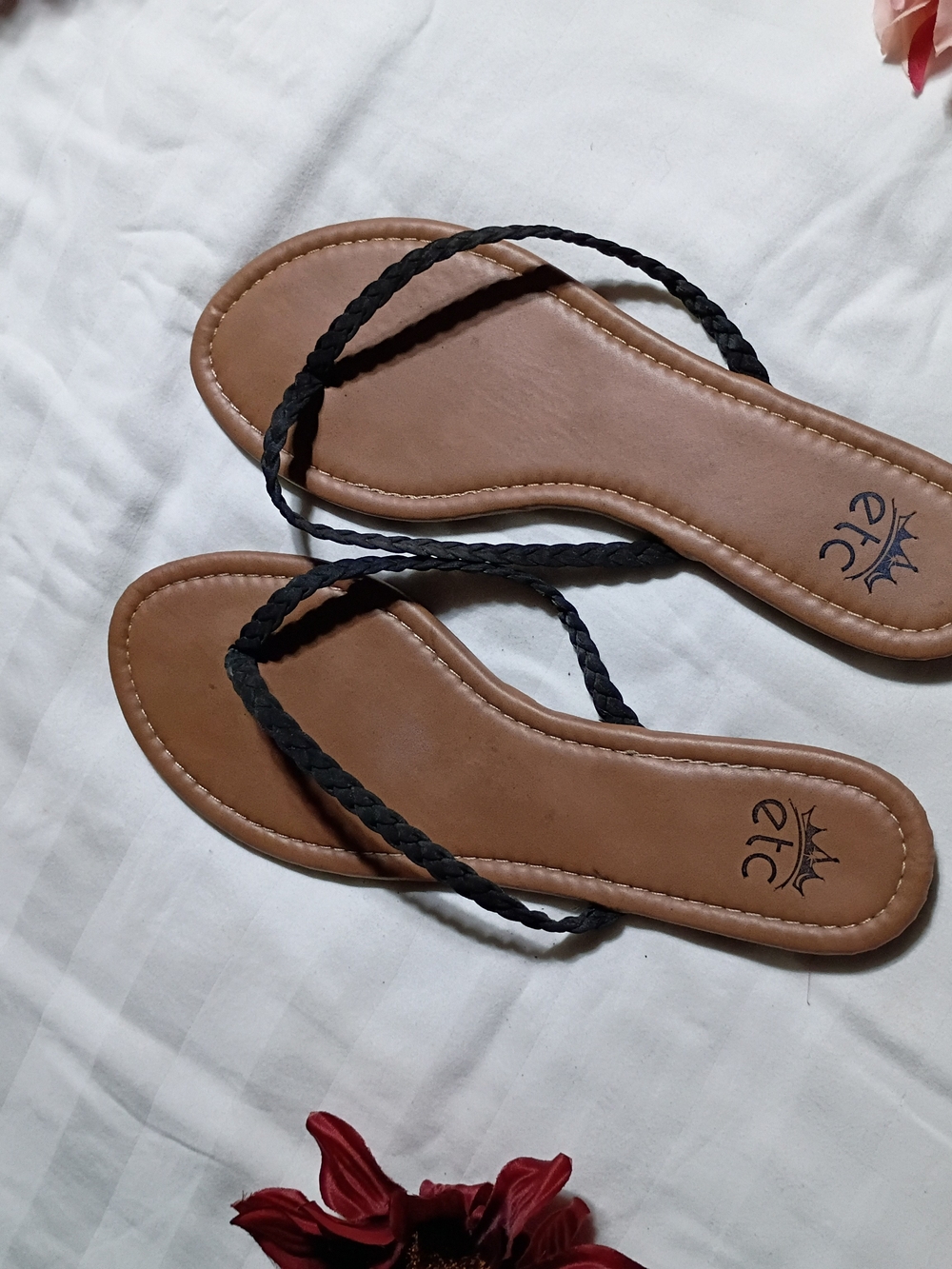 Etcetera Black Braided-Strap Brown Flip Flop Sandals